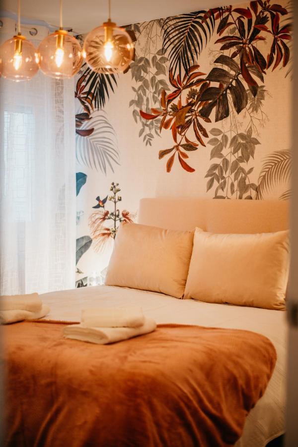 Tuguest Maria Luisa Apartment Granada Exterior photo